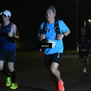 Runner Photo 7562671