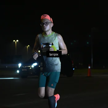 Runner Photo 7562691