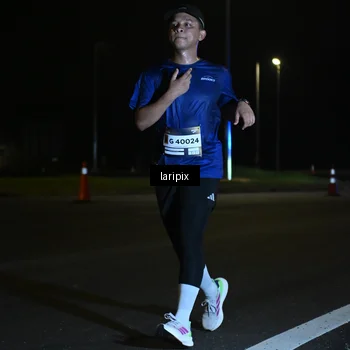 Runner Photo 7562694