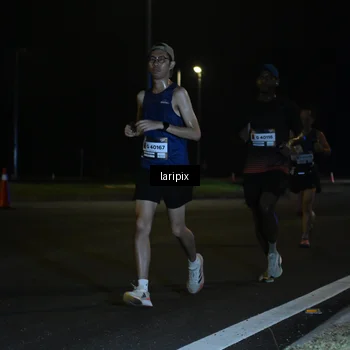 Runner Photo 7562712