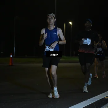 Runner Photo 7562716