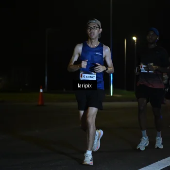 Runner Photo 7562719