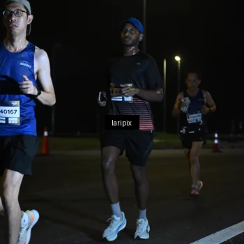 Runner Photo 7562721
