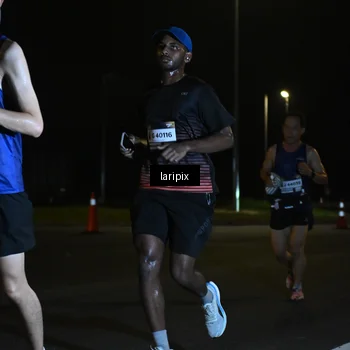 Runner Photo 7562730