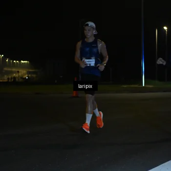 Runner Photo 7562735