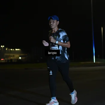 Runner Photo 7562768