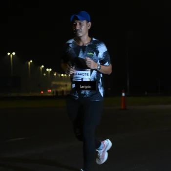 Runner Photo 7562772