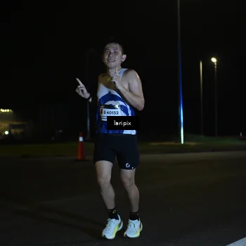 Runner Photo 7562786