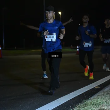 Runner Photo 7562801