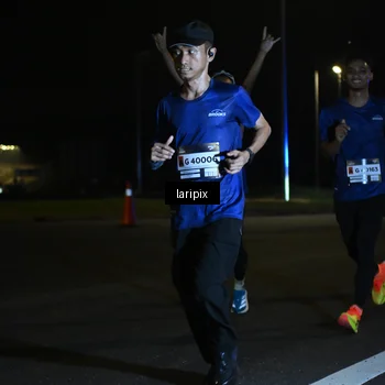 Runner Photo 7562806