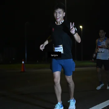 Runner Photo 7562813