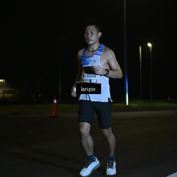 Runner Photo 7562815