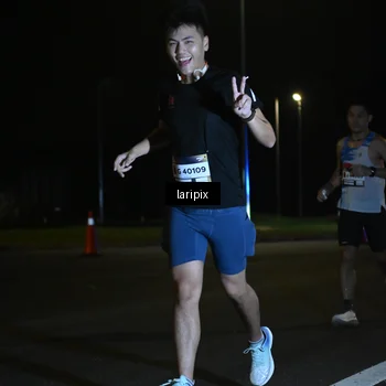 Runner Photo 7562818