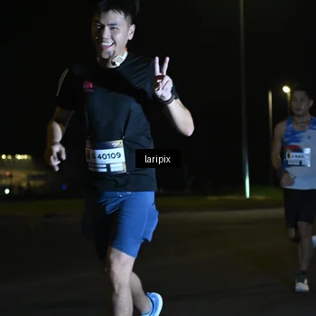 Runner Photo 7562819
