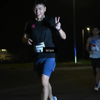 Runner Photo 7562822