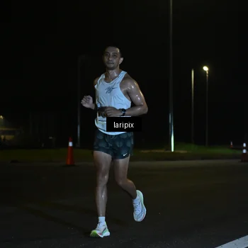 Runner Photo 7562832