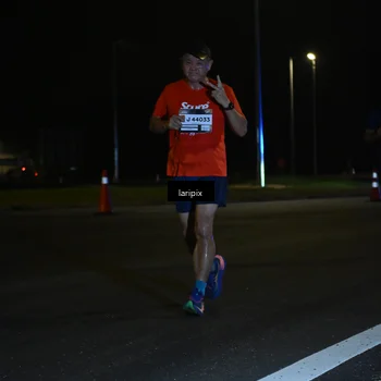 Runner Photo 7562840