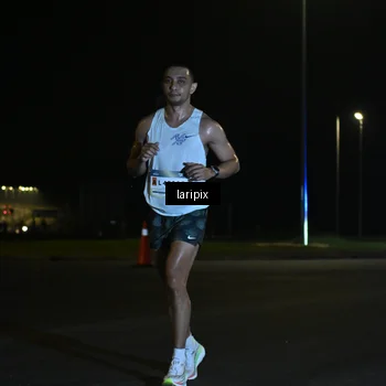 Runner Photo 7562854