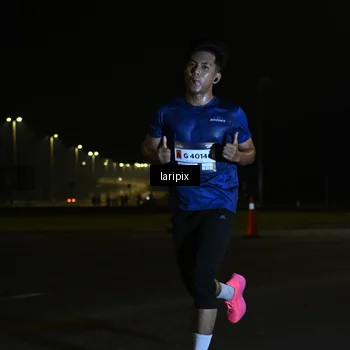 Runner Photo 7562862