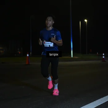 Runner Photo 7562865