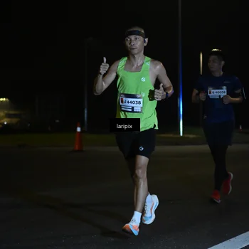 Runner Photo 7562869