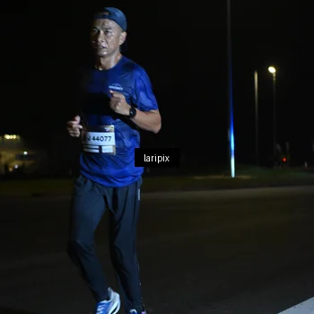 Runner Photo 7562884