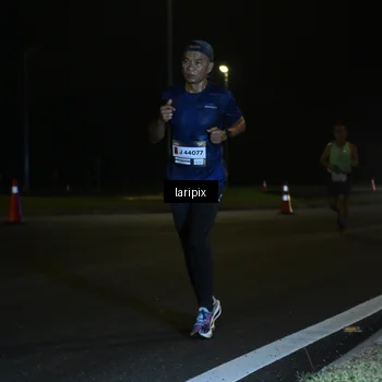 Runner Photo 7562885