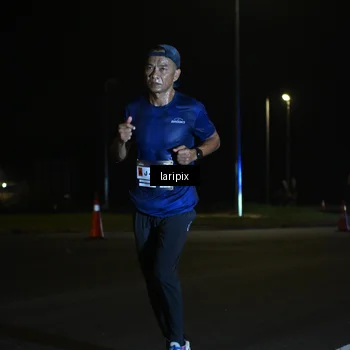 Runner Photo 7562887