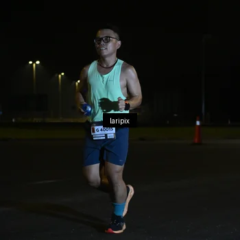 Runner Photo 7562890