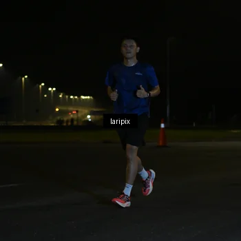Runner Photo 7562901
