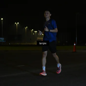 Runner Photo 7562904