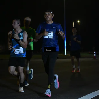 Runner Photo 7562907
