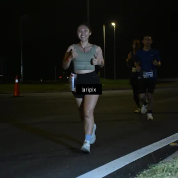 Runner Photo 7562936