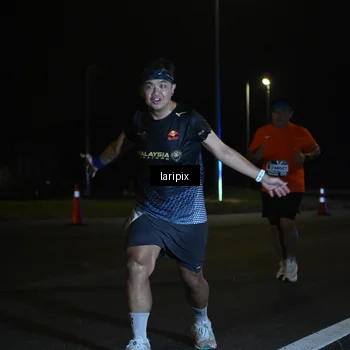 Runner Photo 7562958