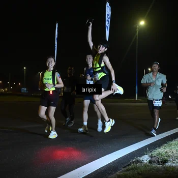 Runner Photo 7562982