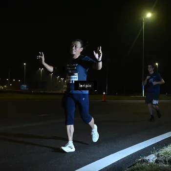 Runner Photo 7562990