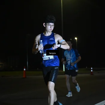 Runner Photo 7563007