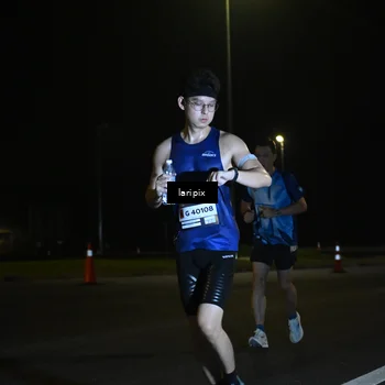 Runner Photo 7563008