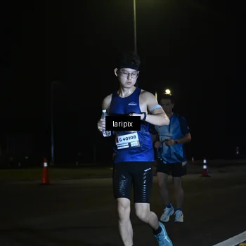 Runner Photo 7563013