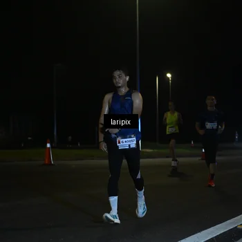 Runner Photo 7563014