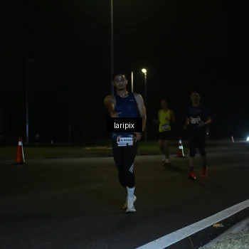 Runner Photo 7563015