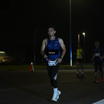 Runner Photo 7563032