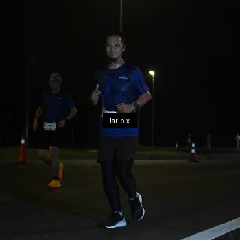 Runner Photo 7563071