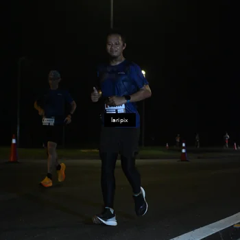 Runner Photo 7563075