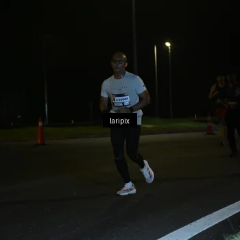 Runner Photo 7563115