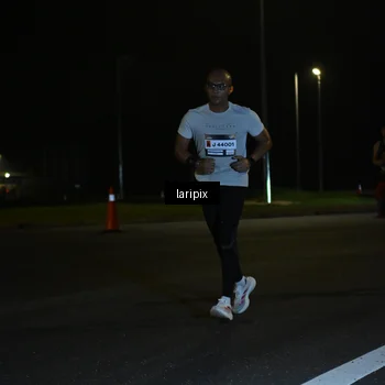 Runner Photo 7563120