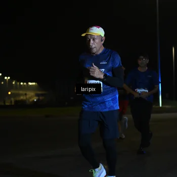 Runner Photo 7563121
