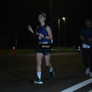 Runner Photo 7563143