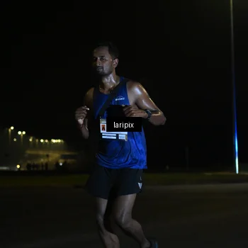 Runner Photo 7563176