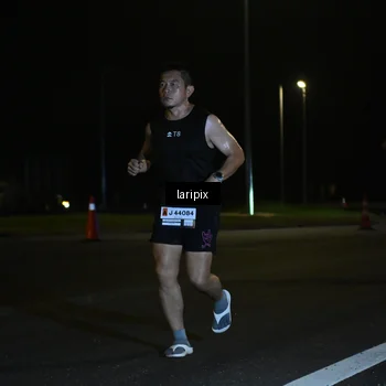 Runner Photo 7563182